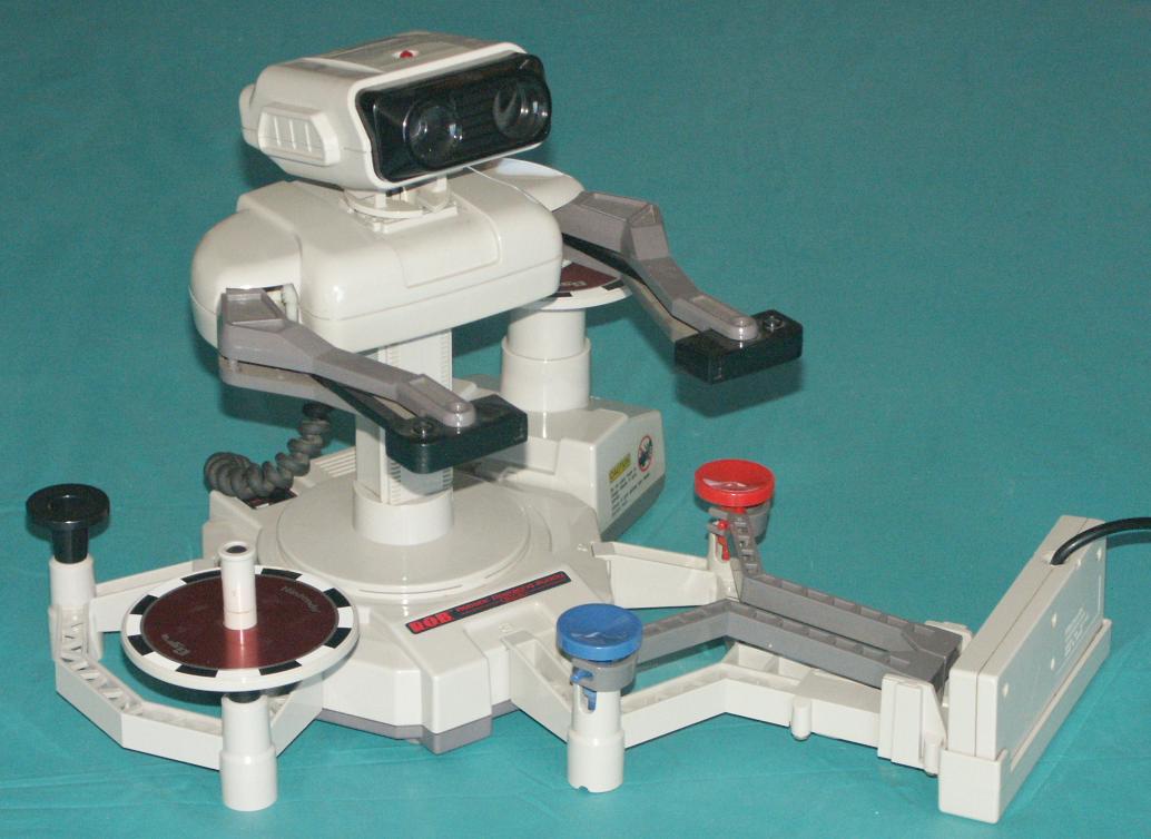 Retro Gadgets: Nintendo R.O.B Wanted To Be Your Friend